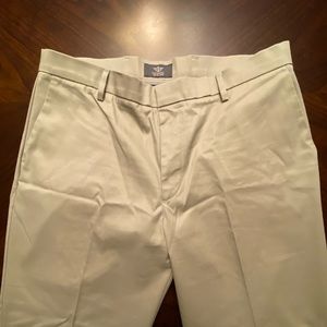 Men’s Dockers Khakis